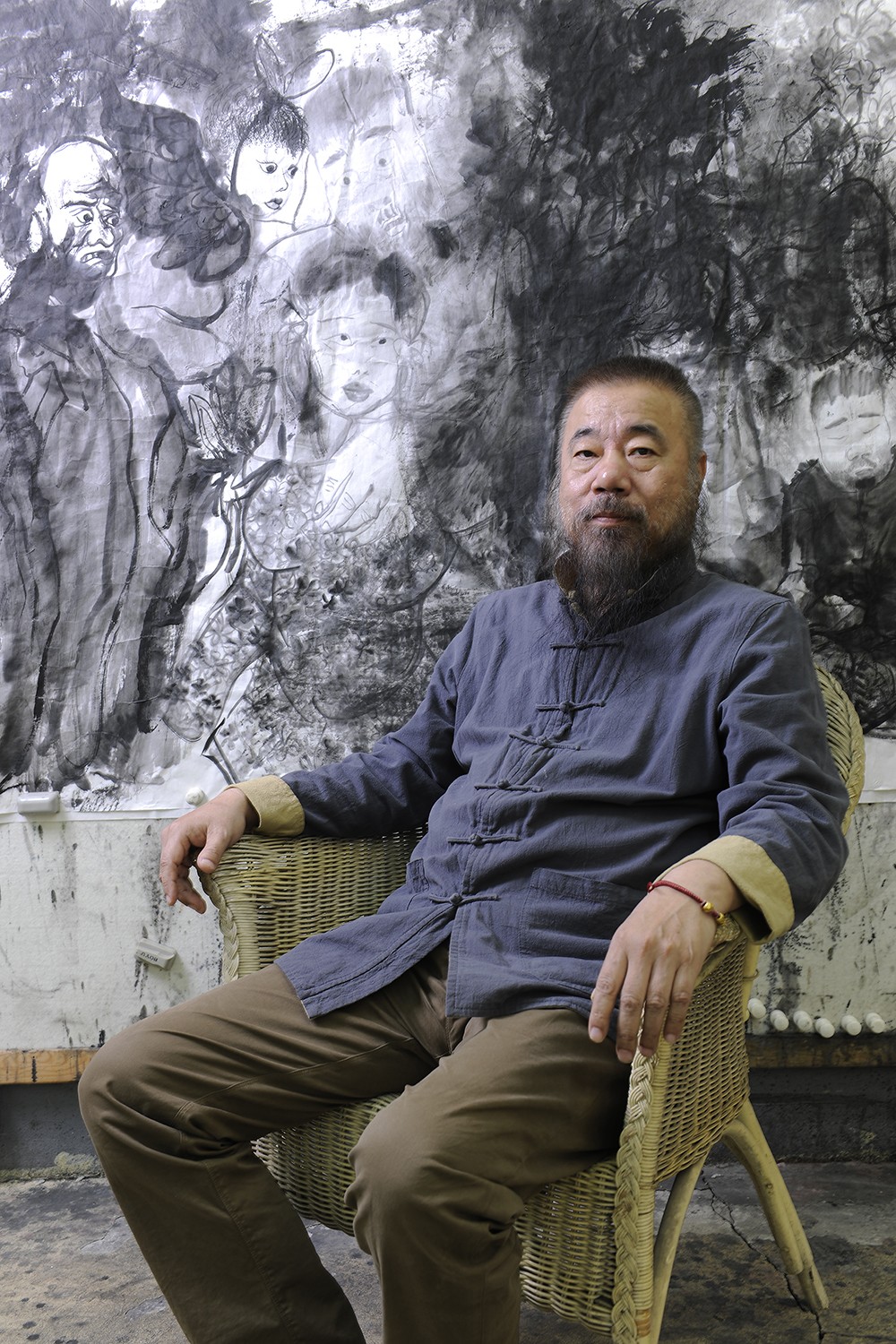 李津