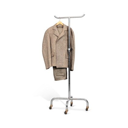 filzanzug (felt suit); gib mir honig ! (give me honey !)